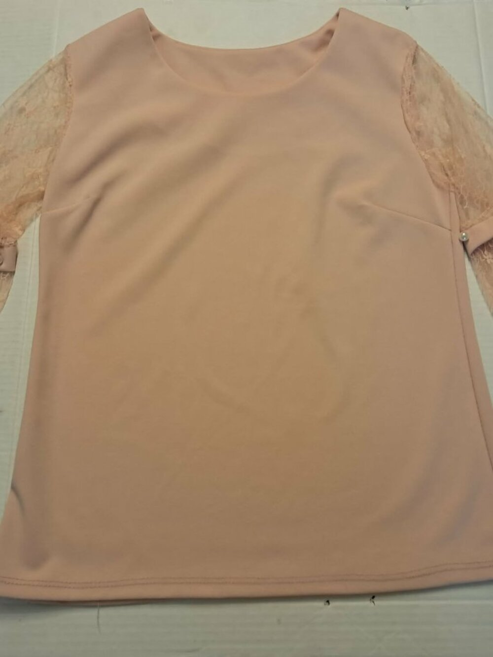 Pink Lace & Pearl Blouse Size M - Picture 2 of 7